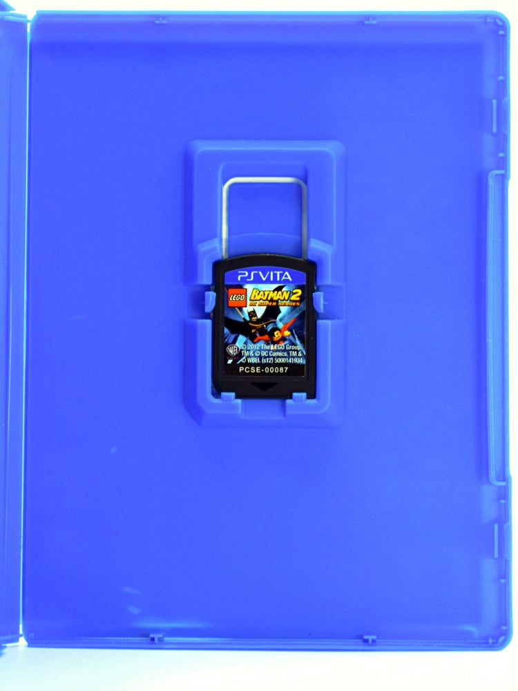 Lego Batman 2 Psvita Game Inside