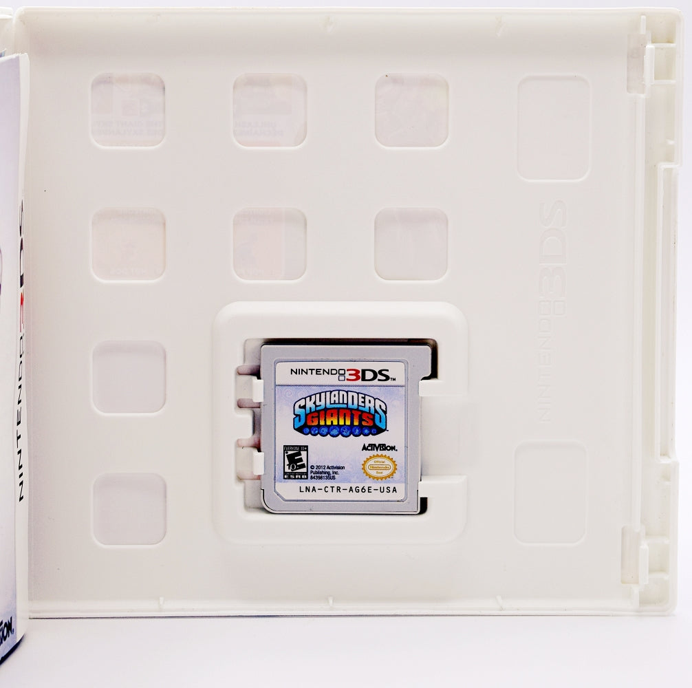 Skylanders Giants Not For Resale 3Ds Game Inside1