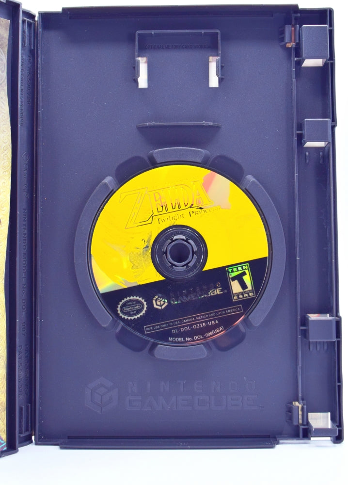 Zelda Twilight Princess Gamecube Game Inside1